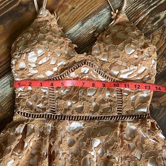 Goodnight Macaroon Midi Crochet Dress ☀️ - Picture 10 of 12